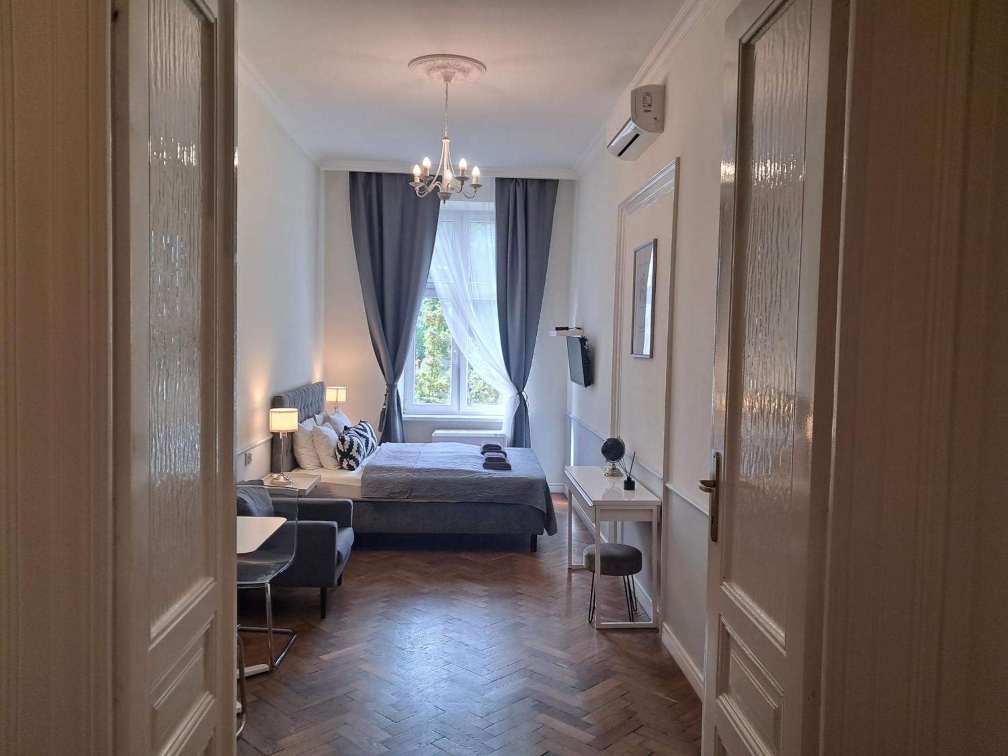 Angel House Aparthotel Krakow Luaran gambar